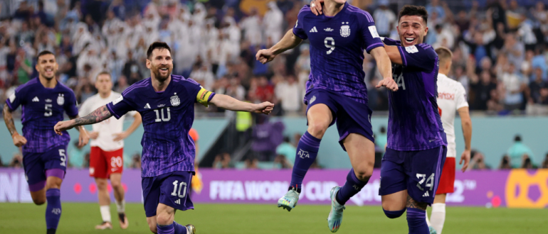 Чемпионат мира 2022: Аргентина и Польша выходят в плей-офф