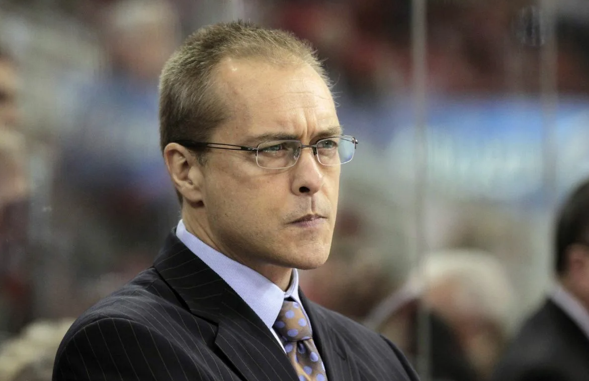 НХЛ оштрафовала тренера "Пантерз" Пола Мориса за критику судей