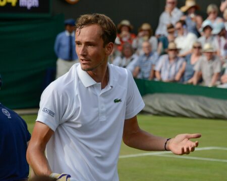 Известный теннисист Даниил Медведев занимает четвертое место в рейтинге АТР